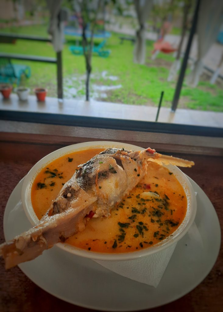 Storceag si mamaliga, mancare traditionala din peste in Delta Dunarii